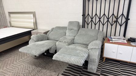 New corduroy recliner love seat / free delivery