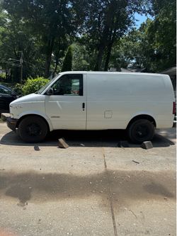 2001 Chevrolet Astro Van