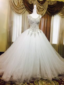 Wedding dress