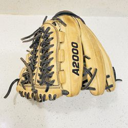 Wilson A2000 D33 11.75 Pro Stock Baseball Glove RH Throw Great Condition 