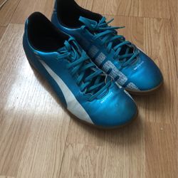PUMA Shoes 