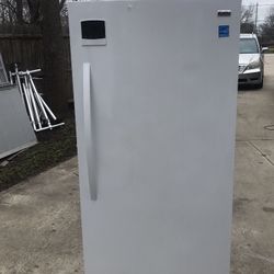 Free Delivery- Kenmore Frost Free 18 Cu.ft  Freezer.