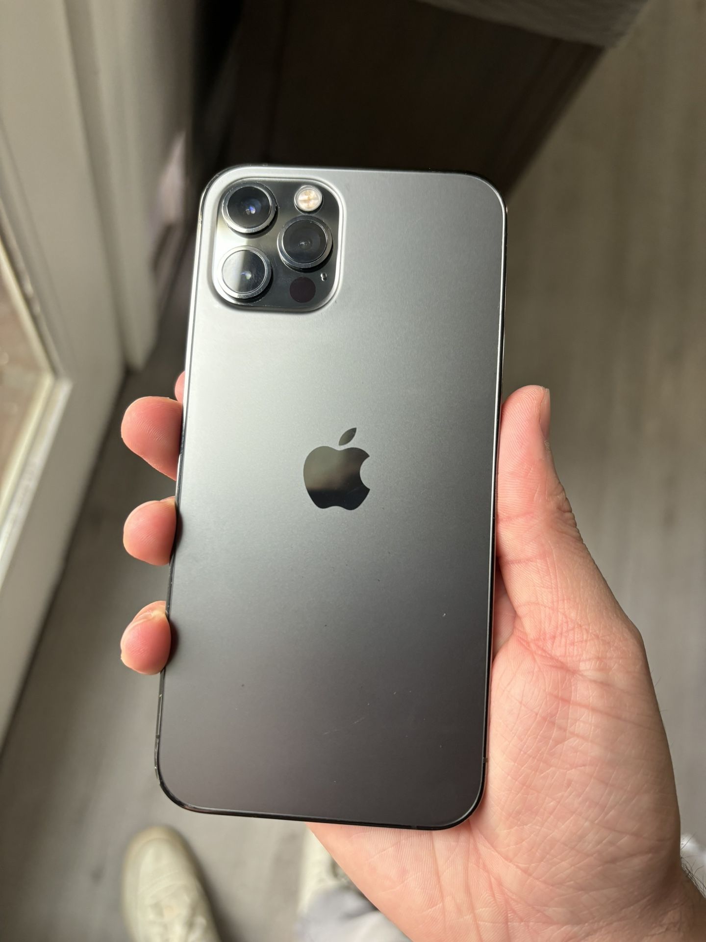 iPhone 12 Pro Black for Sale in North Las Vegas, NV - OfferUp