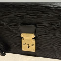 Louis Vuitton Pochette Serie Dragonne Epi Leather