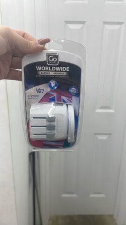 Go Travel Worldwide Universal Travel Adapter