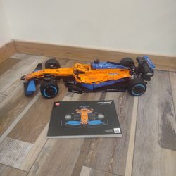 LEGO Technic McLaren F1