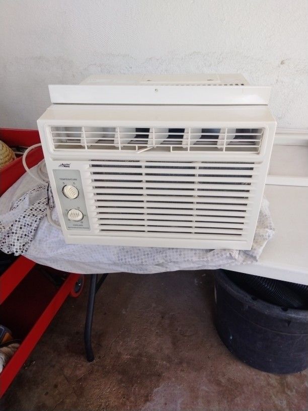 Window AC
