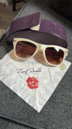 Zoey Deschanel sunglasses