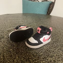 Toddler Shoes Read Description