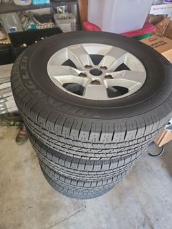 2013 Ram 1500 wheels and tires