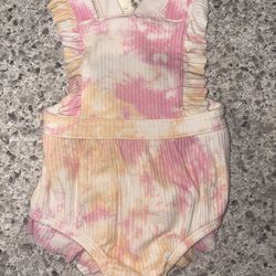 Baby girl 0/3 month romper