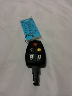Volvo key car key fob C30 C70 S40 V50 OE original equipment