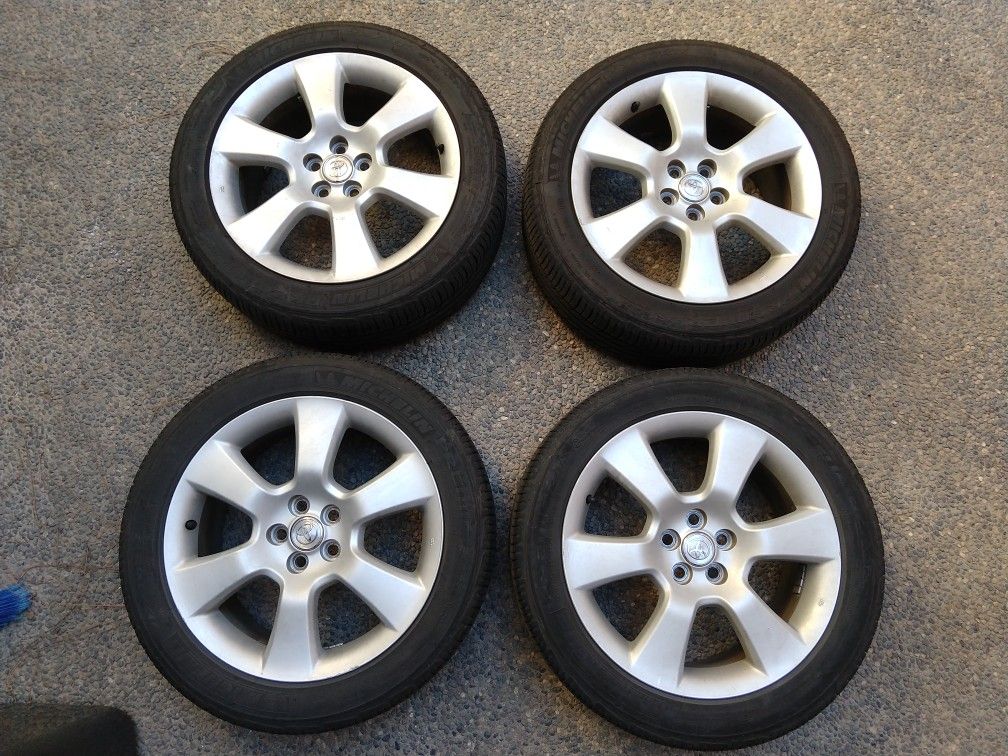 Toyota Matrix XRS 17x7 +45 wheels with Michelin Tires