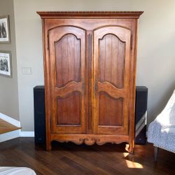 HICKORY WHITE Chateau Collection Country French Style 58" Clothing / Media Armoire