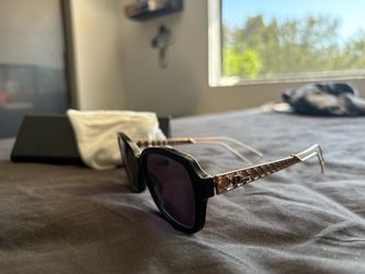 Authentic Christian Dior "Diorama" Sunglasses - Black & Gold
