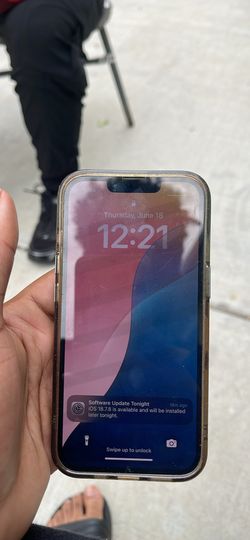 iPhone 13