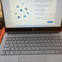 hp blue 16GB ram 192GB storage 