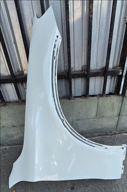 2016 2017 2018 2019  MERCEDES BENZ GLC GLC300 PASSENGER RIGHT FENDER