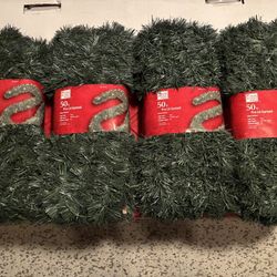 50 Ft  Pre- Lit Garland 