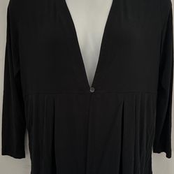 GENTLY USED - J. JILL WEAREVER COLLECTION WOMEN’S SIZE M PETITE BLACK RAYON COVER UP WITH POCKETS