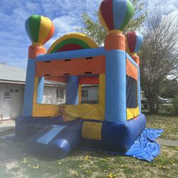jumping house for kids