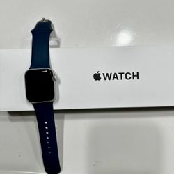 Apple Watch SE 