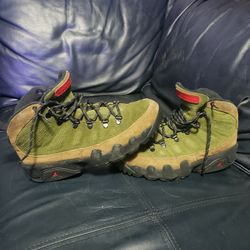 Nike Boots Men's Size 9 In Descent Shape They Need A New Sole Insert Nickname (Beef n Broccoli) $150. Obo