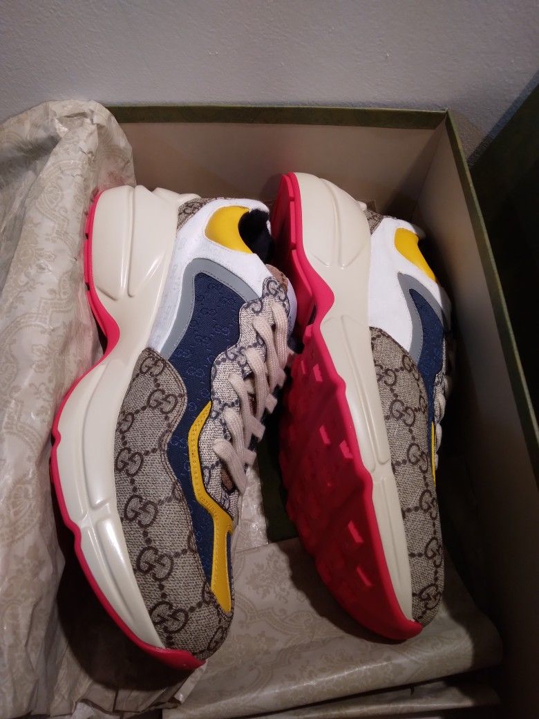 Gucci Men Sneakers Size 44