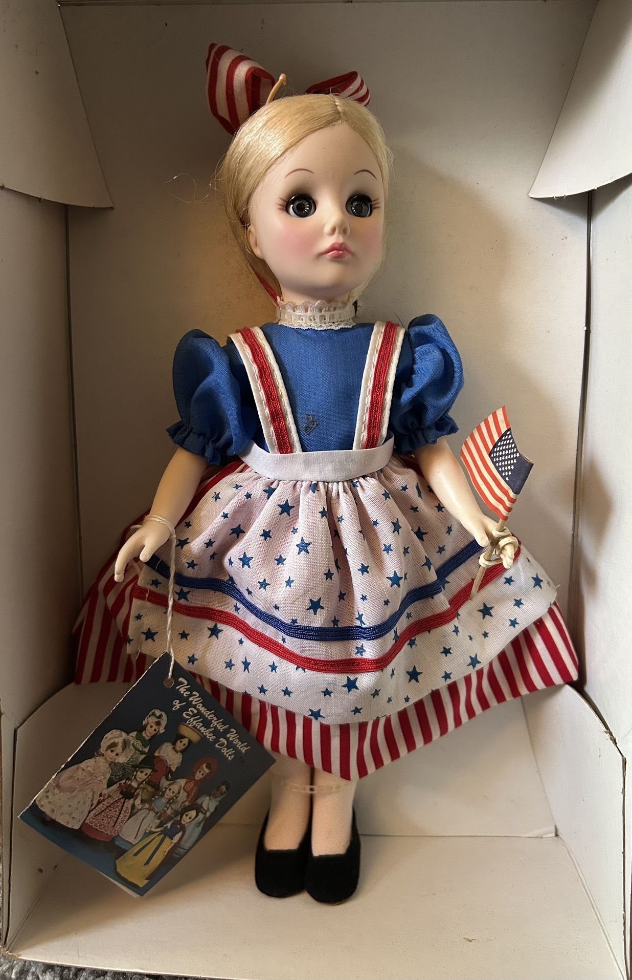 International Porcelain Doll; America ๐บ๐ธ