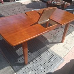 Mid Century Modern Teak Extensinon Dining Table