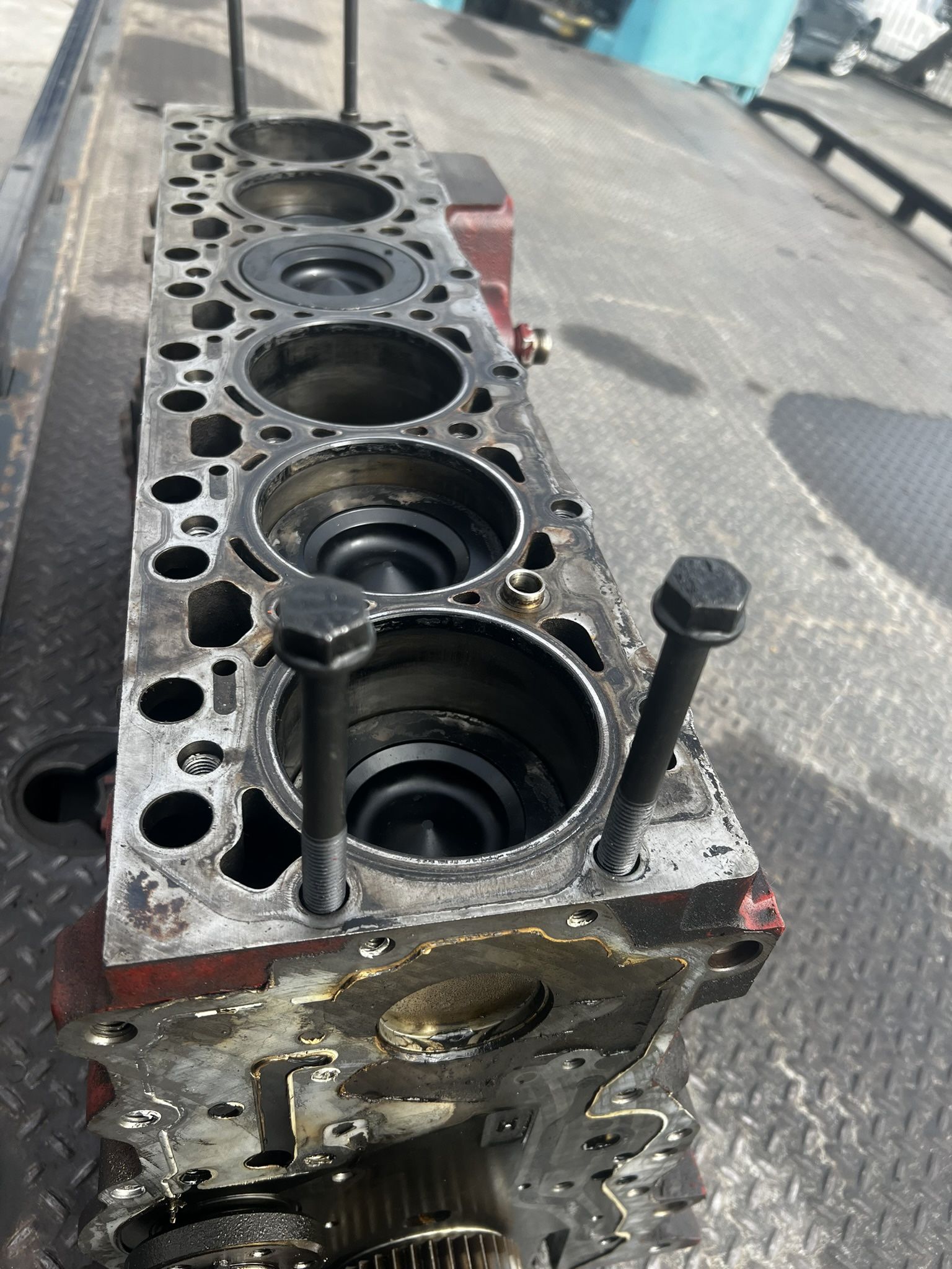 Cummins 6.7L ISB Motor 2013-2018 (May Fit Others) Needs To Be Rebuilt