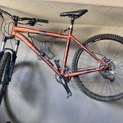 Specialized Rockhopper 