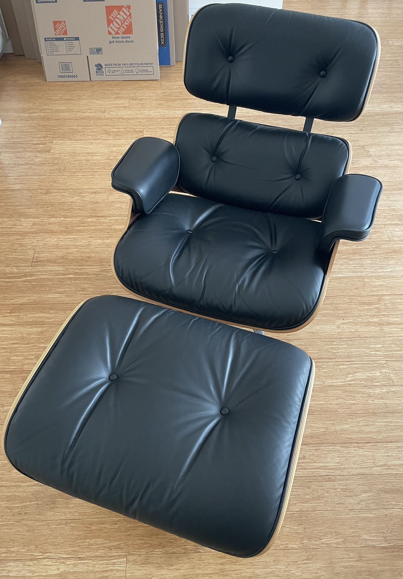 Herman Miller Eames Lounge Chair and Ottoman