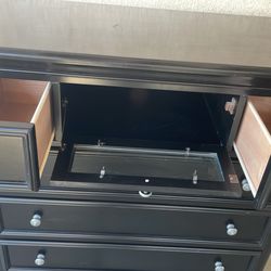 Black dresser