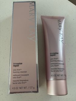 New Mary Kay TimeWise Repair Volufirm Foaming Cleanser