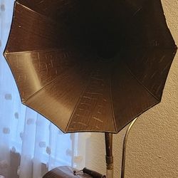 Thomas Edison Phonograph