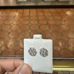 Sterling Silver Moissanite Ear ring