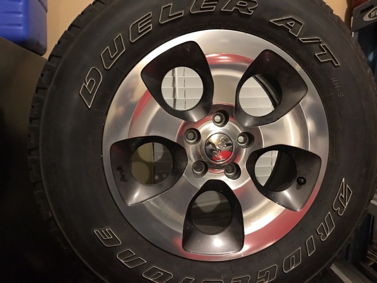2017 Jeep wheels