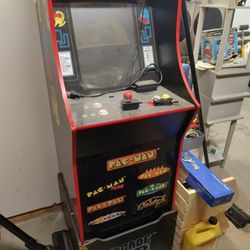 1up Pac-Man Anniversary Edition 