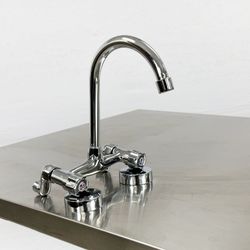 Wall Mount Faucet with Gooseneck spout FC81

