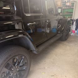 Jeeo Wrangler 4 Door 6.5 Inch Wide Side Steps Both Sides