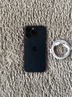 iPhone 15 Pro Max 512gb Unlocked!