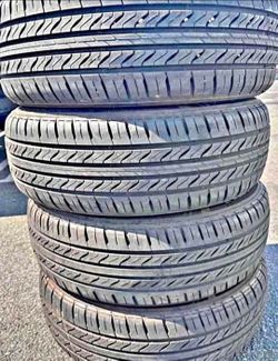 205 55 16 Sentury tires Con 80% de Vida Las 4