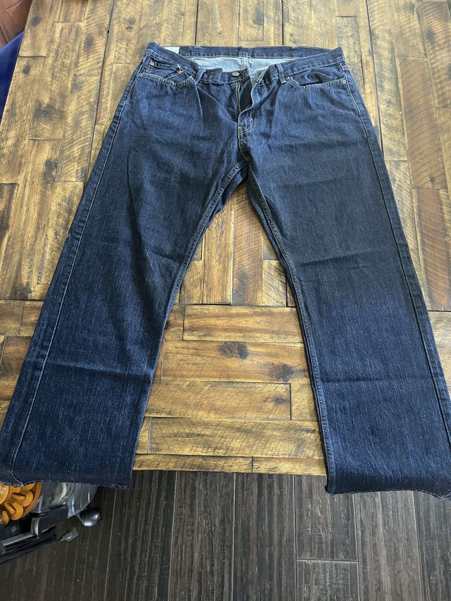 Levis 514 38x32 $20