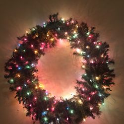 30” Christmas Wreath With Multicolored Lights 