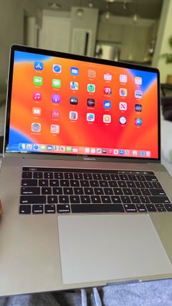 Apple MacBook Pro 15” (2017) | Intel i7 | 16GB RAM | 1TB SSD | Retina Display