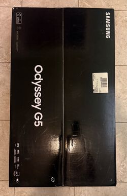 Samsung Odyssey G5 32” Open Box only used once original price is 350