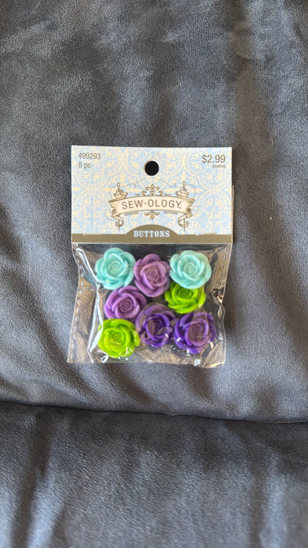 New Sew•ology 8 Piece Blue Green Purple Flower Buttons