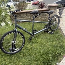 New Trek T900 Alpha Silver Aluminum Tandem Bicycle