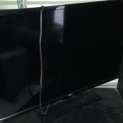 Flat Screen TV 43"